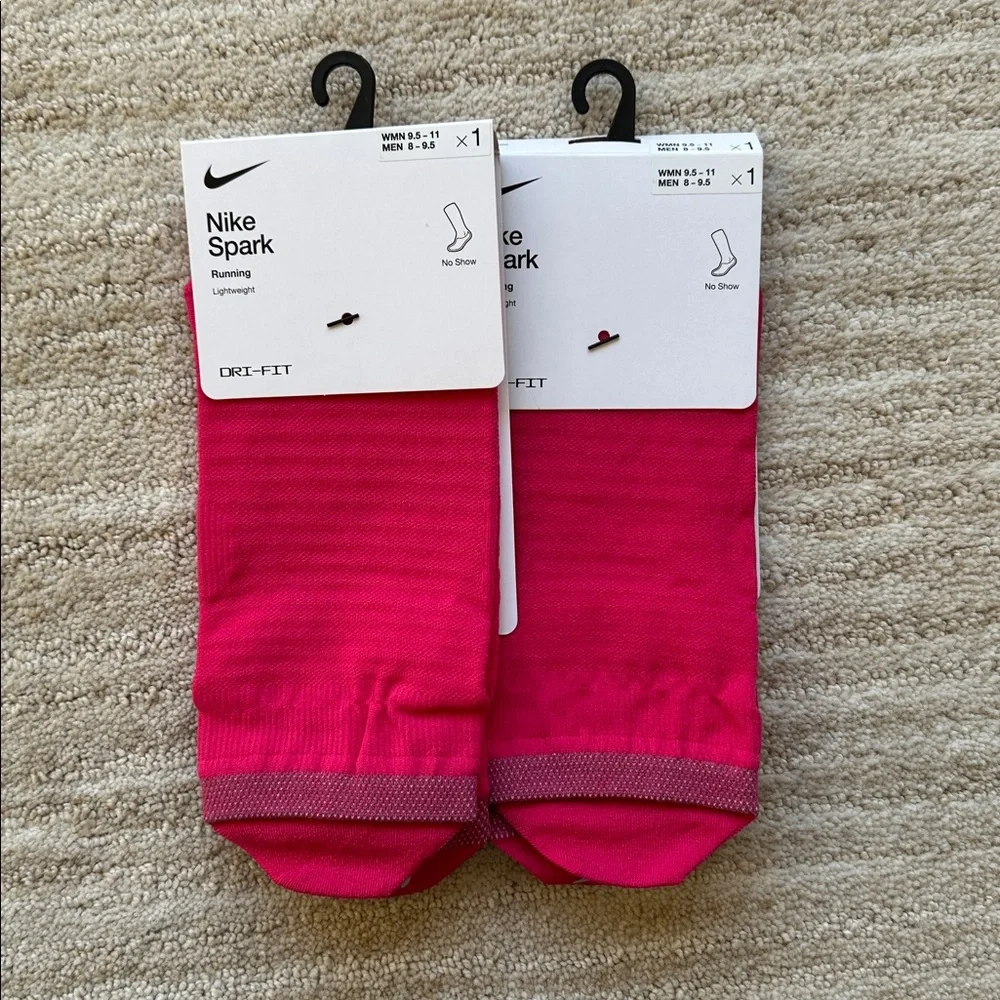 NWT 2 Pairs of Nike Spark Lightweight No-Show Running Socks Women 9.5-11 M 8-9.5